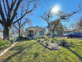 River Bungalow Available for Monthly Rentals